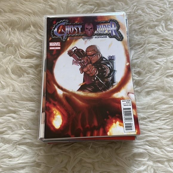 Lot of 25 Assorted Marvel Comic Books - Picture 13 of 13